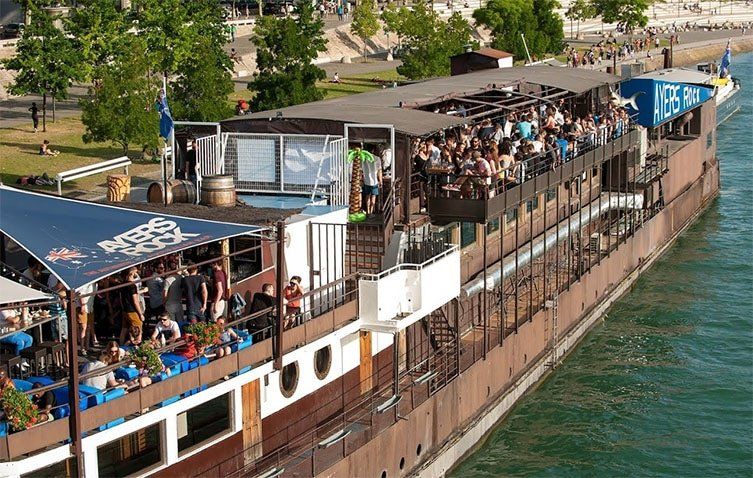 Peniche Ayers Roack boat à Lyon